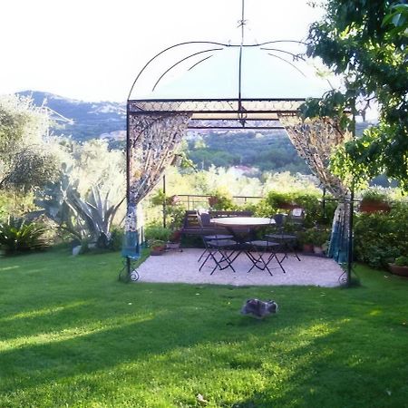 Bed and Breakfast Agrodolce Boissano Esterno foto