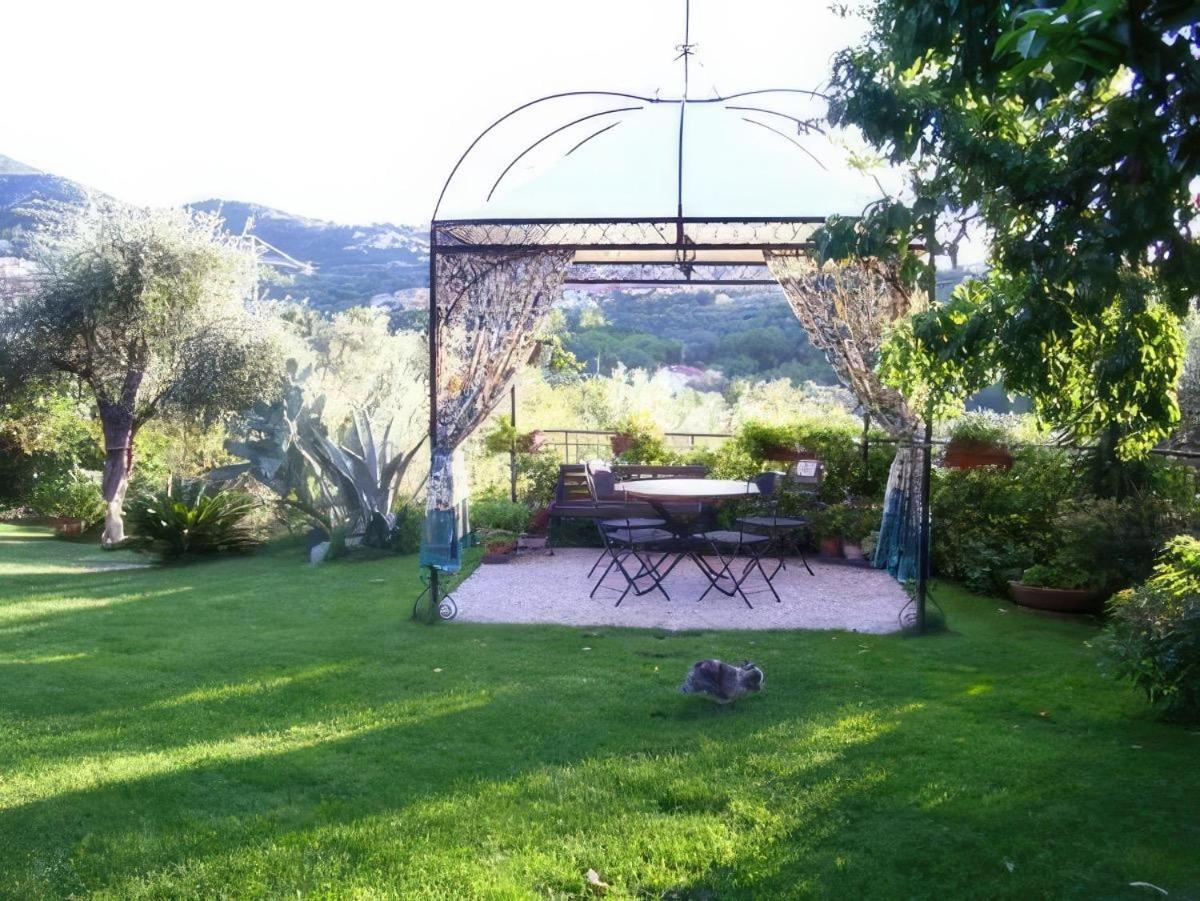 Bed and Breakfast Agrodolce Boissano Esterno foto